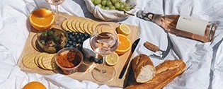 A Gastronomic Delight: Delicious Picnic Food Ideas for Outdoor Dining